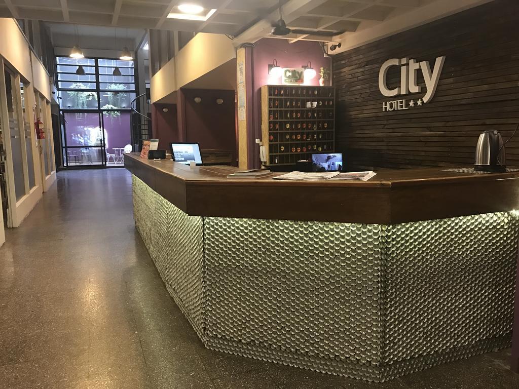 City Hotel Posadas Ngoại thất bức ảnh