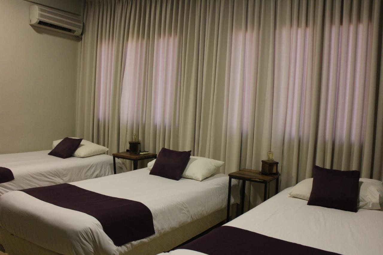 City Hotel Posadas Ngoại thất bức ảnh
